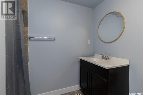 30 Galbraith Crescent, Saskatoon, SK - Indoor Photo Showing Bathroom