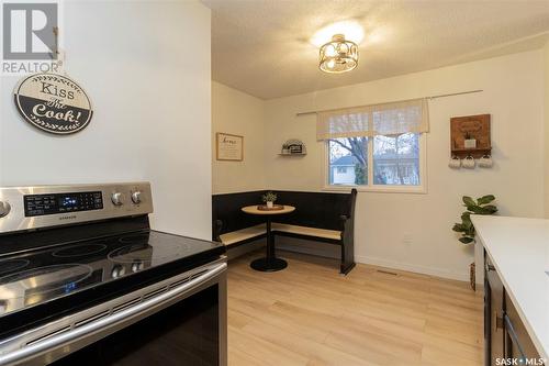 30 Galbraith Crescent, Saskatoon, SK - Indoor Photo Showing Kitchen