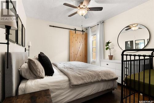 2200 Queen Street, Regina, SK - Indoor Photo Showing Bedroom