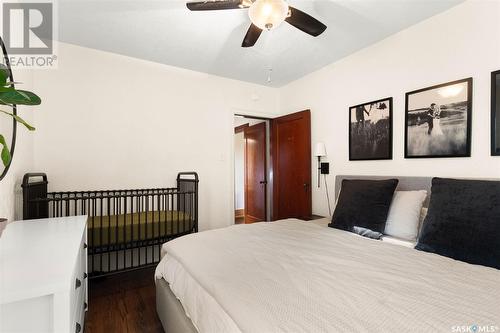 2200 Queen Street, Regina, SK - Indoor Photo Showing Bedroom