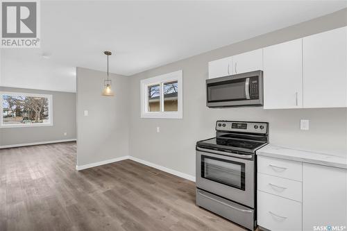 391 Cavendish Street, Regina, SK - Indoor Photo Showing Kitchen