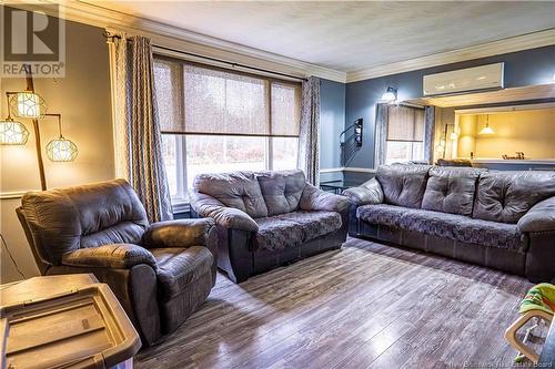 497 Penniac Road, Penniac, NB - Indoor Photo Showing Living Room