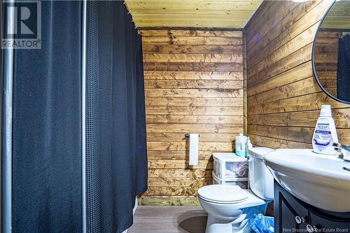 497 Penniac Road, Penniac, NB - Indoor Photo Showing Bathroom