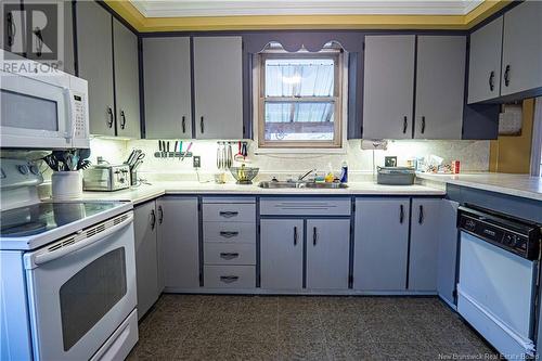 497 Penniac Road, Penniac, NB - Indoor Photo Showing Kitchen With Double Sink