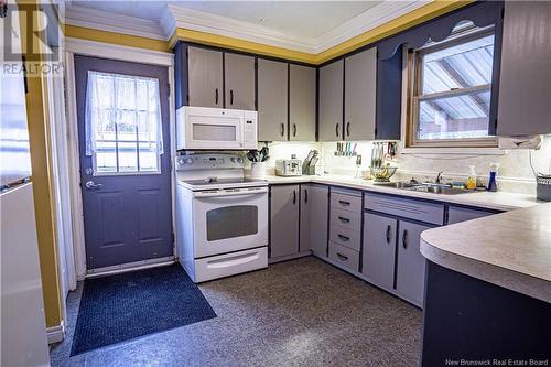 497 Penniac Road, Penniac, NB - Indoor Photo Showing Kitchen With Double Sink