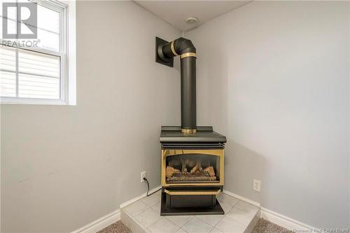 20 Parkwood Avenue, Saint John, NB - Indoor Photo Showing Other Room With Fireplace