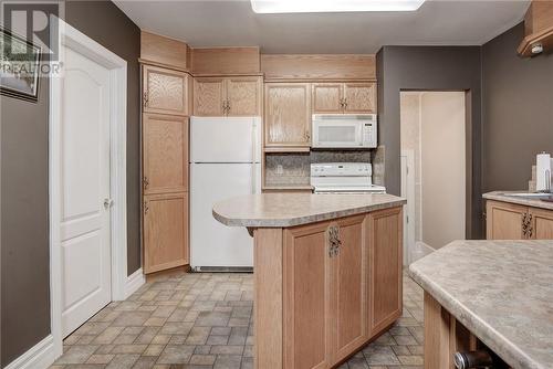 150 Baker Street, Sudbury, ON - Indoor Photo Showing Kitchen