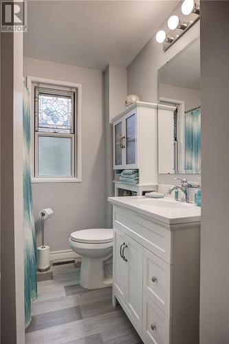 150 Baker Street, Sudbury, ON - Indoor Photo Showing Bathroom