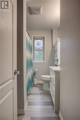 150 Baker Street, Sudbury, ON - Indoor Photo Showing Bathroom