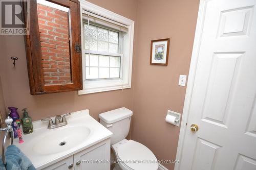 1248 County Road 2, Brockville, ON - Indoor Photo Showing Bathroom