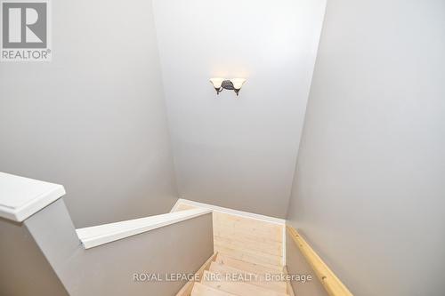 296A Pelham Road, St. Catharines (462 - Rykert/Vansickle), ON - Indoor Photo Showing Other Room