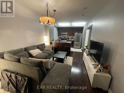 1502 - 179 Metcalfe St Street, Ottawa, ON - Indoor Photo Showing Living Room