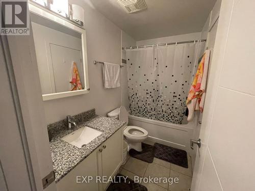 1502 - 179 Metcalfe St Street, Ottawa, ON - Indoor Photo Showing Bathroom