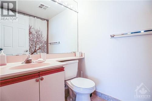 1510 Riverside Drive Unit#2003, Ottawa, ON - Indoor Photo Showing Bathroom