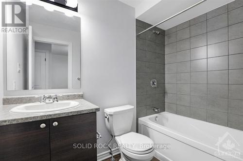 378 Willow Aster Circle, Ottawa, ON - Indoor Photo Showing Bathroom