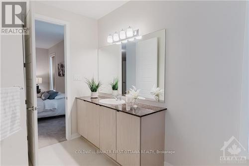 659 Fenwick Way, Barrhaven (7708 - Barrhaven - Stonebridge), ON - Indoor Photo Showing Bathroom