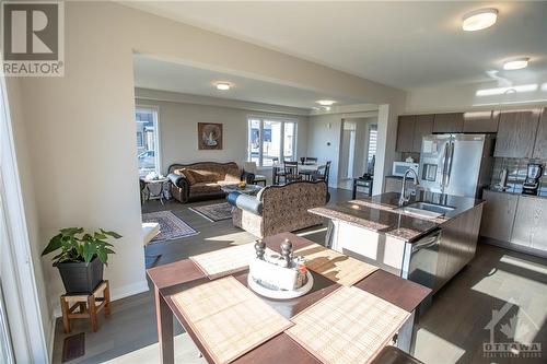 Breakfast Nook/ Kitchen - 659 Fenwick Way, Ottawa, ON - Indoor