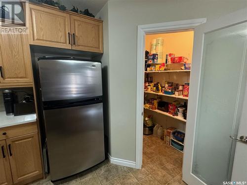 9 600 Broadway Street W, Fort Qu'Appelle, SK - Indoor Photo Showing Kitchen