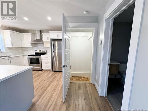 182 Melanie Street, Dieppe, NB - Indoor Photo Showing Kitchen With Stainless Steel Kitchen