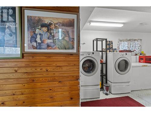 4683 Birch Lane, Barriere, BC - Indoor Photo Showing Laundry Room