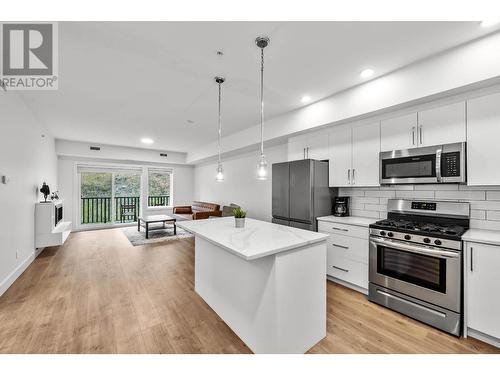 2046 Robson Place Unit# 108, Kamloops, BC - Indoor Photo Showing Kitchen