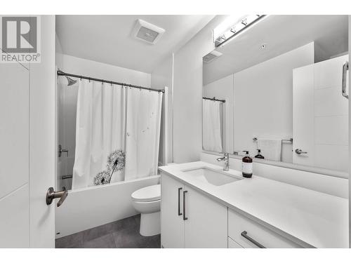 2046 Robson Place Unit# 108, Kamloops, BC - Indoor Photo Showing Bathroom