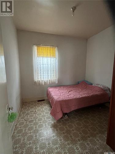 106 Main Street, Kelliher, SK - Indoor Photo Showing Bedroom