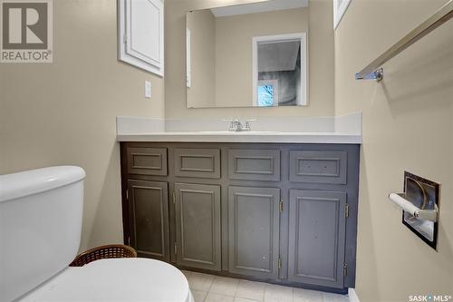 30 Melville Avenue, Regina, SK - Indoor Photo Showing Bathroom