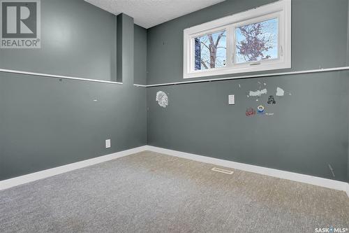 30 Melville Avenue, Regina, SK - Indoor Photo Showing Other Room