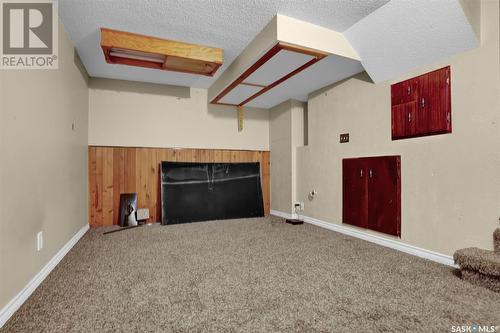 30 Melville Avenue, Regina, SK - Indoor With Fireplace