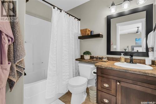 642 Van Impe Terrace, Saskatoon, SK - Indoor Photo Showing Bathroom