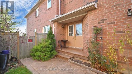 23 Melissa Court, Brampton, ON - Outdoor With Exterior