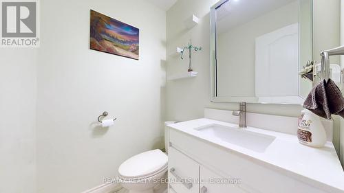 23 Melissa Court, Brampton, ON - Indoor Photo Showing Bathroom