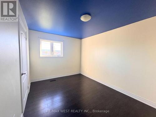 19 Golding Avenue, Brampton, ON - Indoor Photo Showing Other Room