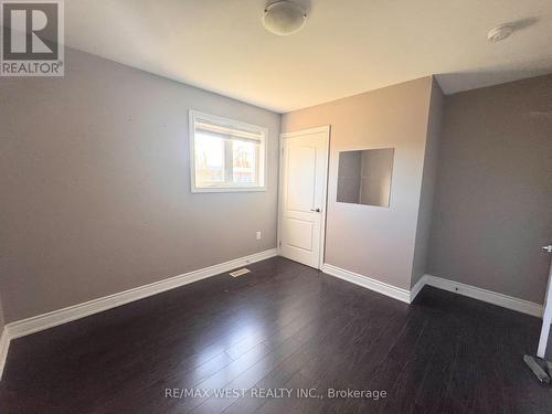 19 Golding Avenue, Brampton, ON - Indoor Photo Showing Other Room