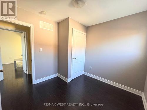 19 Golding Avenue, Brampton, ON - Indoor Photo Showing Other Room