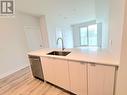 1605 - 4130 Parkside Village Drive, Mississauga, ON  - Indoor Photo Showing Kitchen 