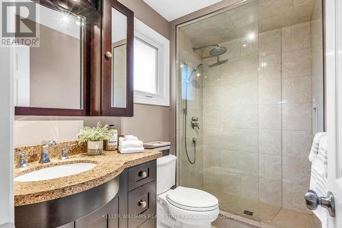 1601 Wintergrove Gardens, Mississauga, ON - Indoor Photo Showing Bathroom