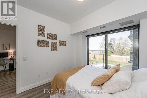 203 - 332 Gosling Gardens, Guelph, ON - Indoor Photo Showing Bedroom