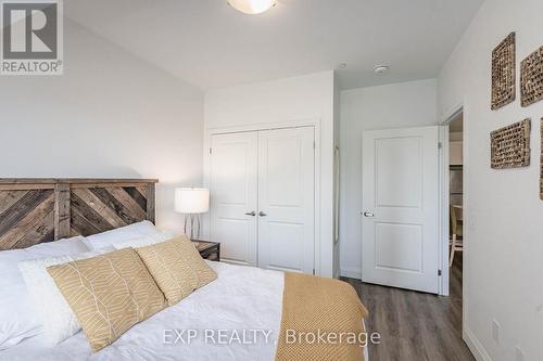 203 - 332 Gosling Gardens, Guelph, ON - Indoor Photo Showing Bedroom