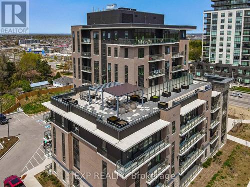 203 - 332 Gosling Gardens, Guelph, ON - Outdoor