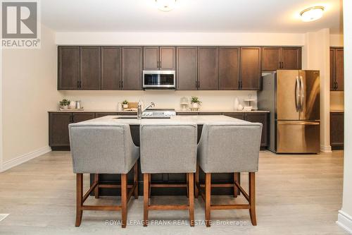 606 Wedlock Lane, Peterborough (Northcrest), ON - Indoor Photo Showing Kitchen