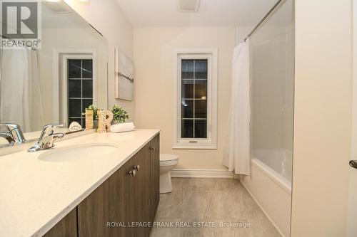 606 Wedlock Lane, Peterborough (Northcrest), ON - Indoor Photo Showing Bathroom