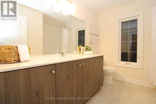 606 Wedlock Lane, Peterborough (Northcrest), ON - Indoor Photo Showing Bathroom