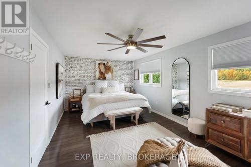 1684 Battersea Road, Kingston (City North Of 401), ON - Indoor Photo Showing Bedroom