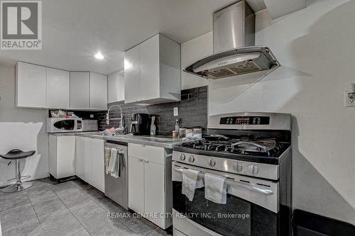 31 Stevenson Avenue, London, ON - Indoor Photo Showing Kitchen