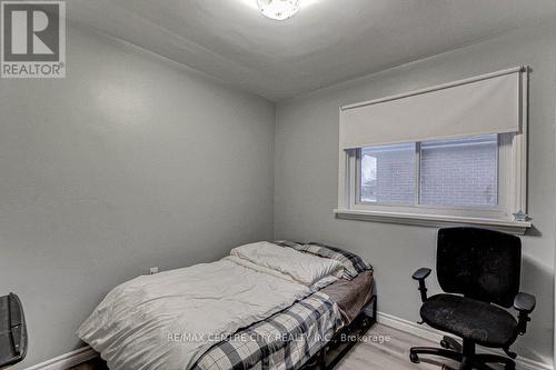 31 Stevenson Avenue, London, ON - Indoor Photo Showing Bedroom