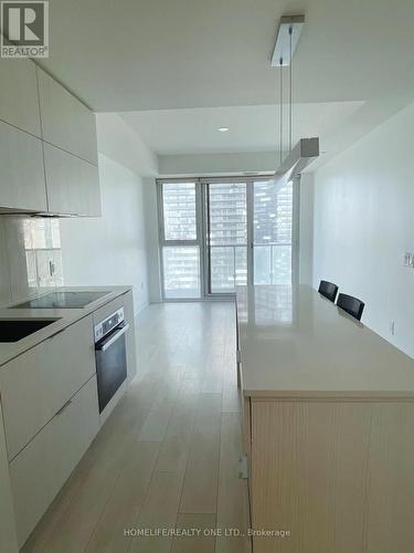 2007 - 15 Lower Jarvis Street, Toronto, ON - Indoor Photo Showing Kitchen