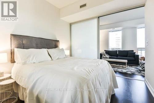 2101 - 225 Sackville Street, Toronto, ON - Indoor Photo Showing Bedroom