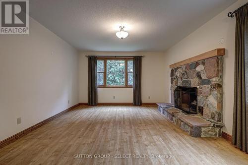 1 Howard Street W, Bluewater (Bayfield), ON - Indoor With Fireplace